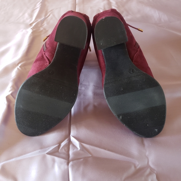 NWOB Limelight Celeste Burgundy Booties - Picture 6 of 8